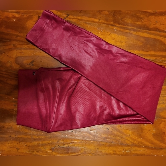 Koral Med Women's Infinity Rhubarb color leggings - Picture 10 of 12